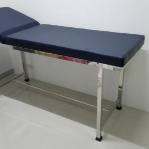 เตียงตรวจโรคสแตนเลส  / Stainless steel examination bed